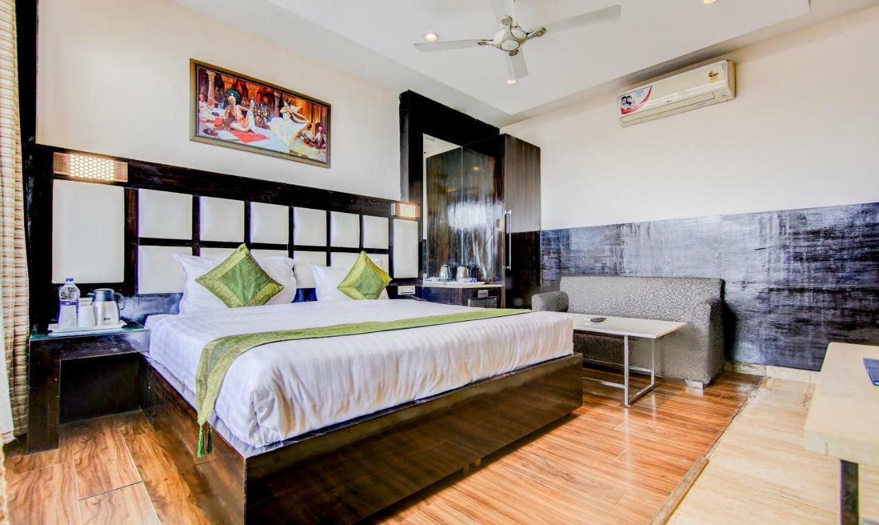Lavish Inn Dharamshala Extérieur photo